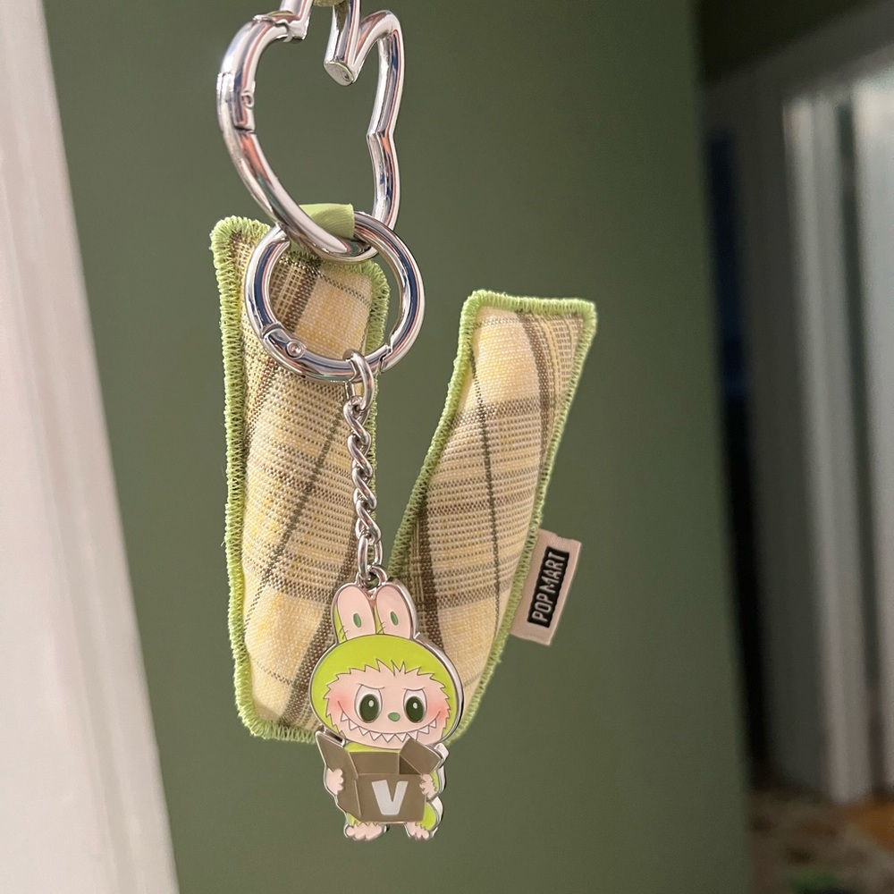 Labubu! Official Pop Mart-The Monsters Pin for Love Series-Letter V